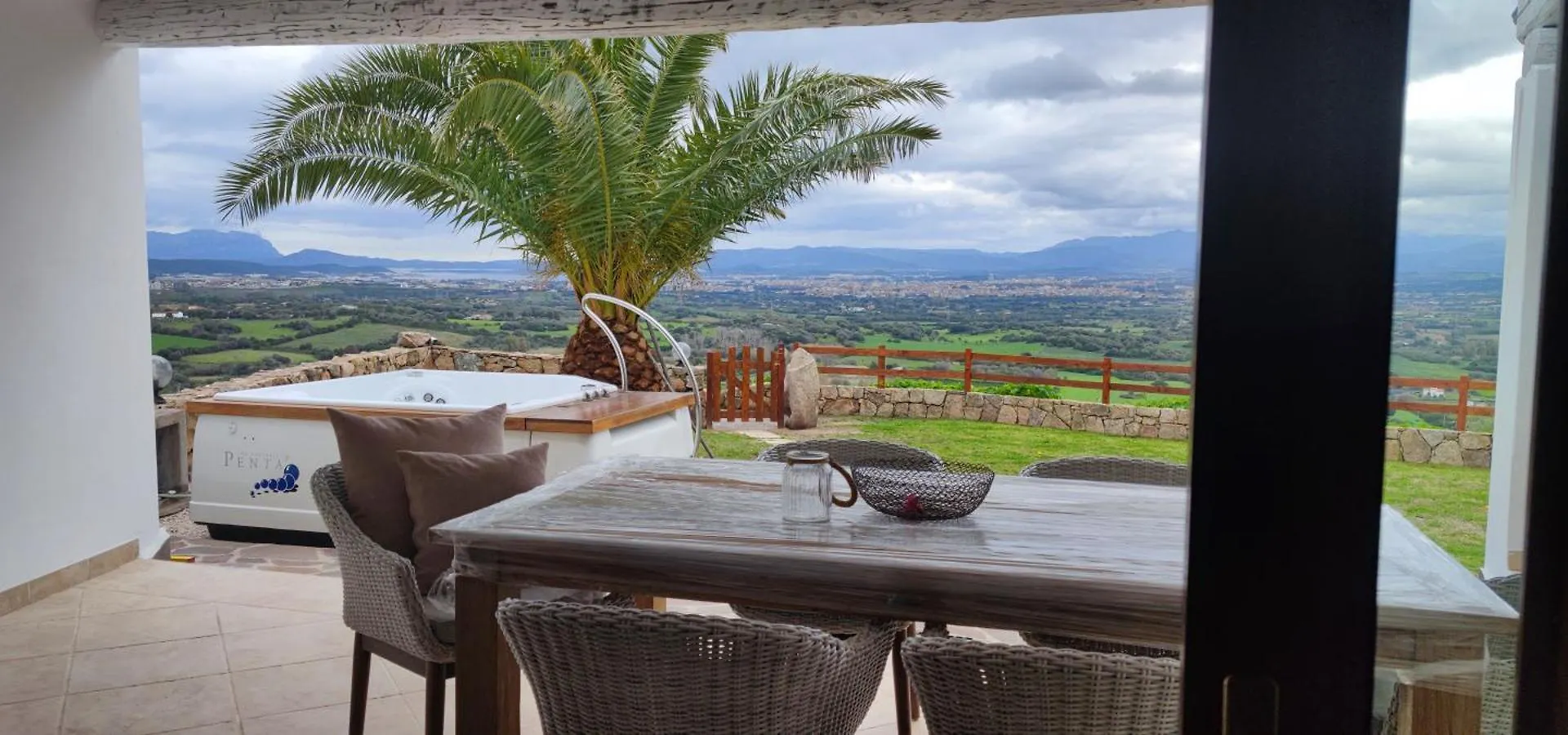 Villa San Vittore Sole Ruiu 0*,  Italy